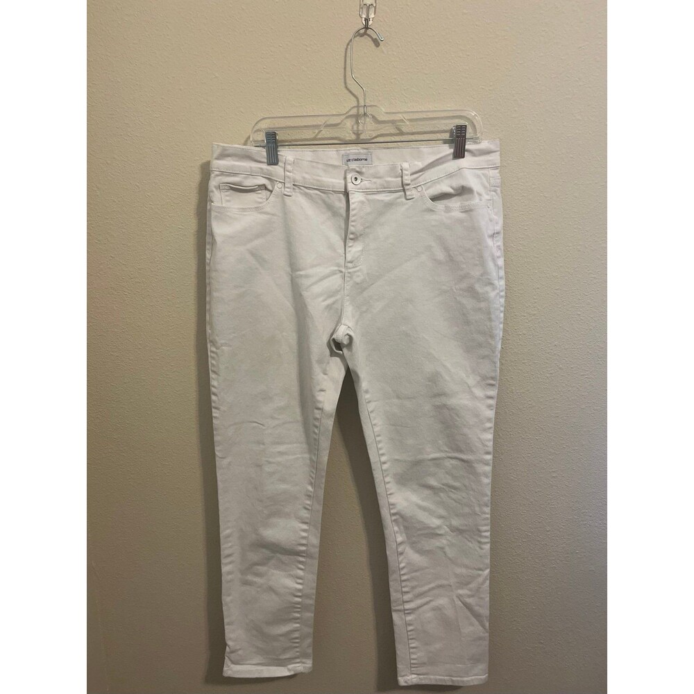 Liz Claiborne White size: 14 Jeans